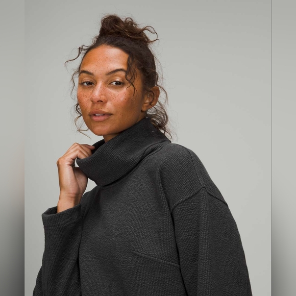 Lululemon ribbed funnel neck pullover - Picture 3 of 5